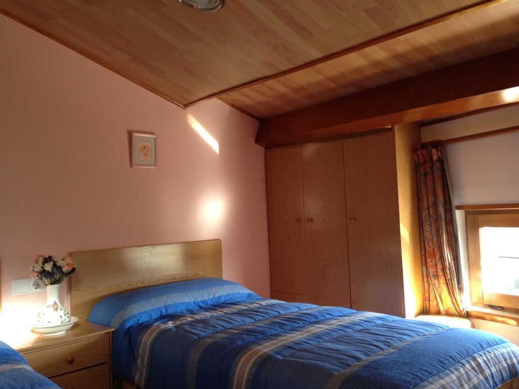 La Ontina Apartment La Puebla De Valverde Room photo